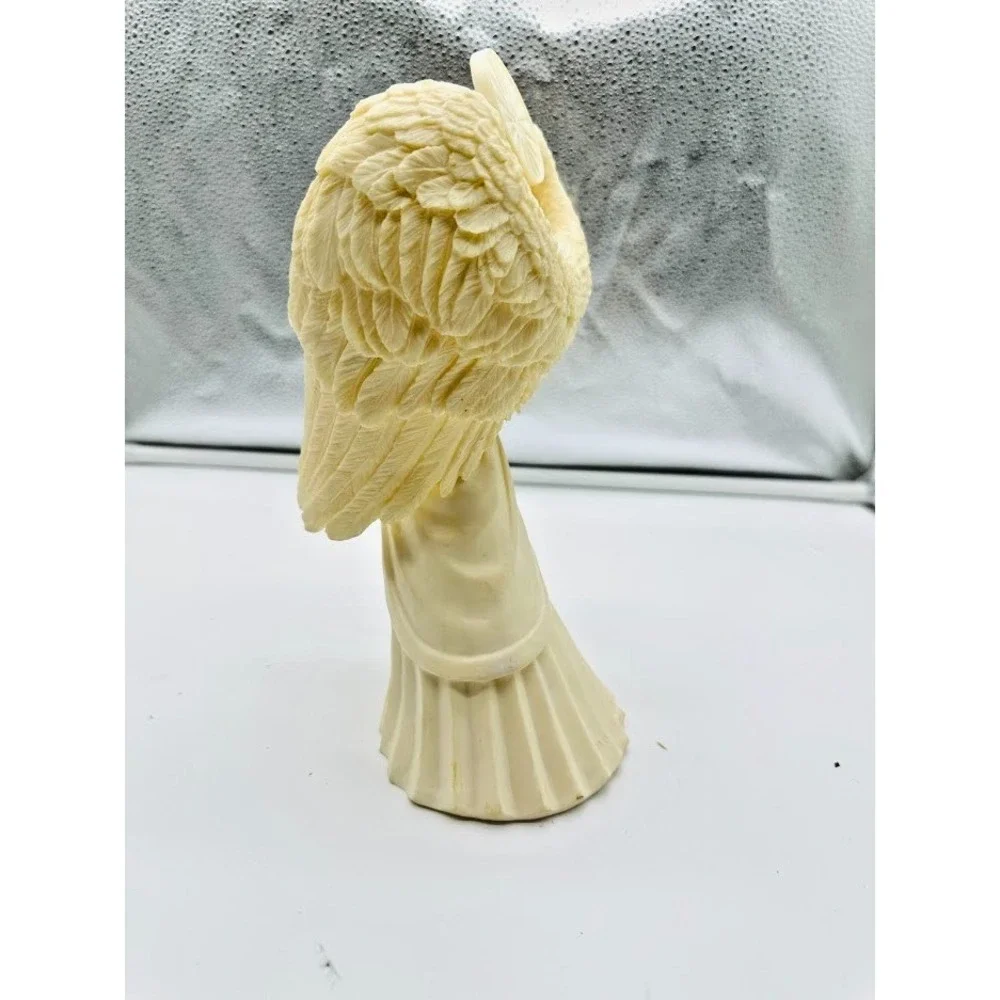 Vintage Angel Lighted Figurine Statue Halo Wings Religious Decor Works Great‎